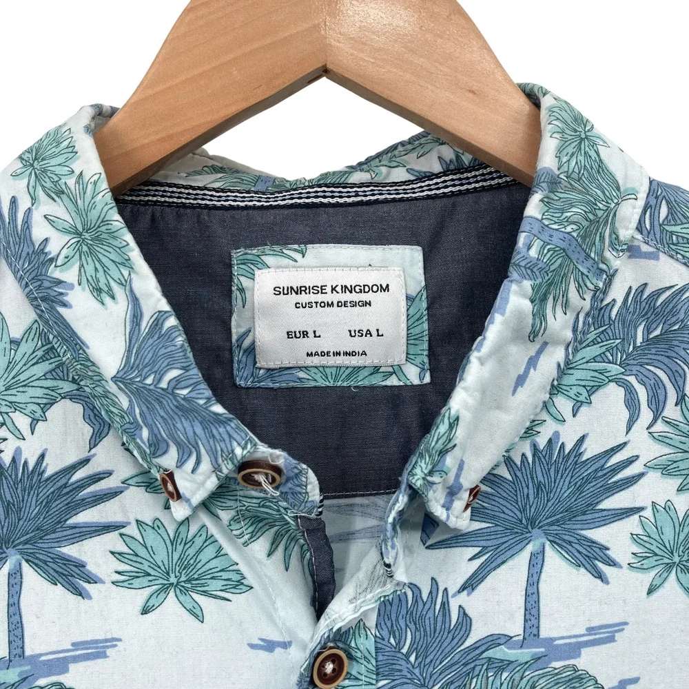 Sunrise Kingdom Palm Tree Tropical Button Down Shirt Large Men's Cotton Hawaiian